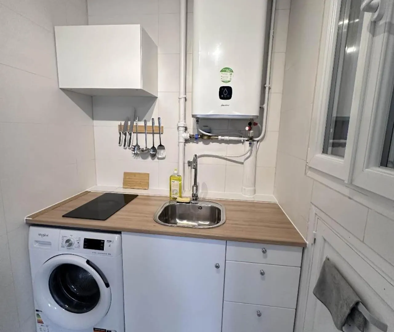 Homestay Mystery Base Paris
